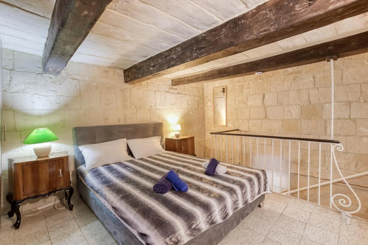 Casa vacanze Vlt214- Valletta 2 Bedroom Townhouse
